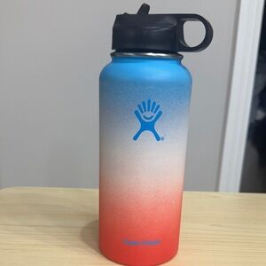 Hydro Flask Blue and Red Gradient Bottle